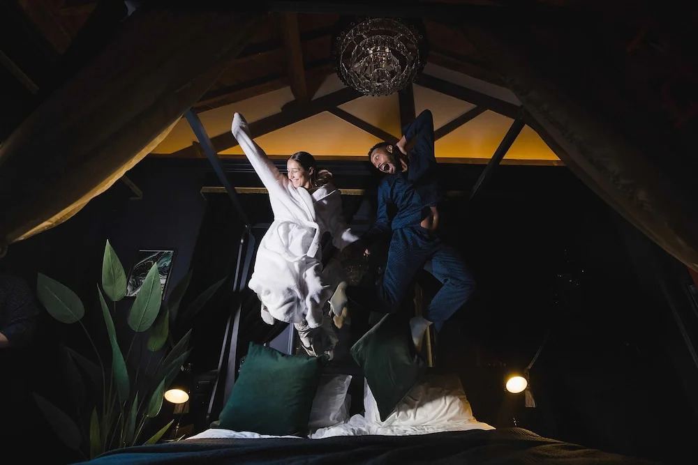 Impossible Motel