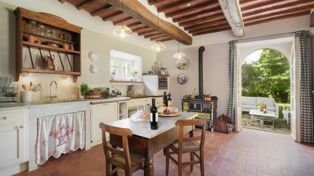 PODERE GRAGNANO 12, Emma Villas