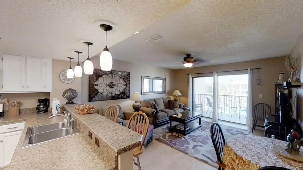 Oceans 90 - 3 Br Condo