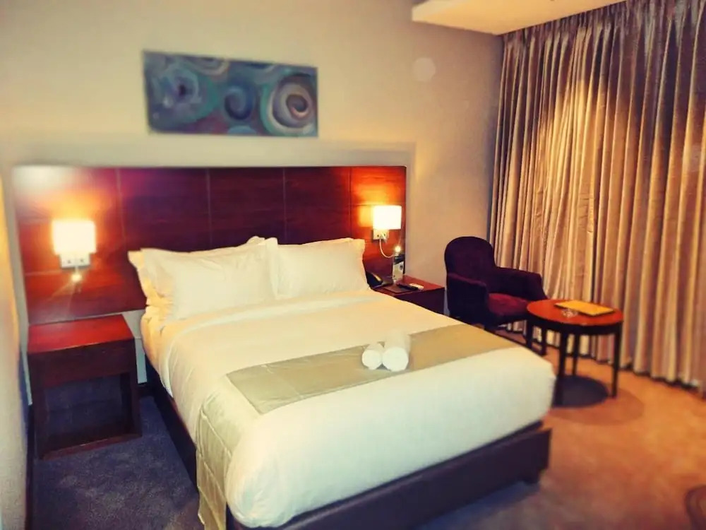 Grand Palace Hotel