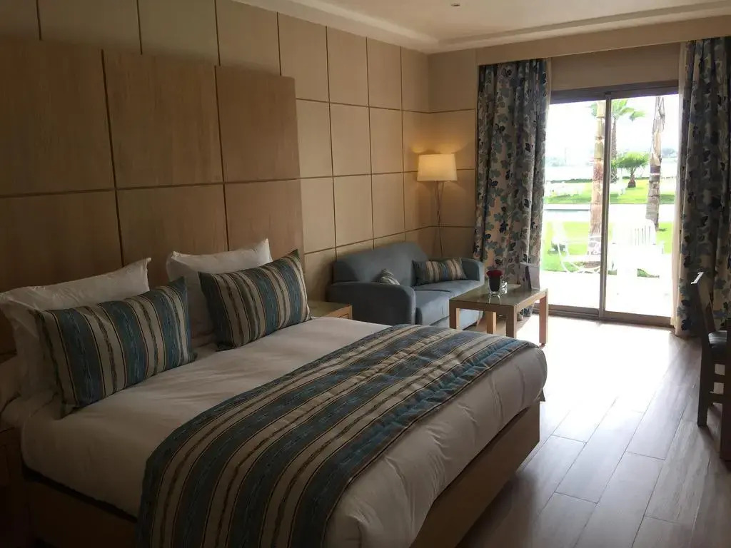 Zaki Hotel