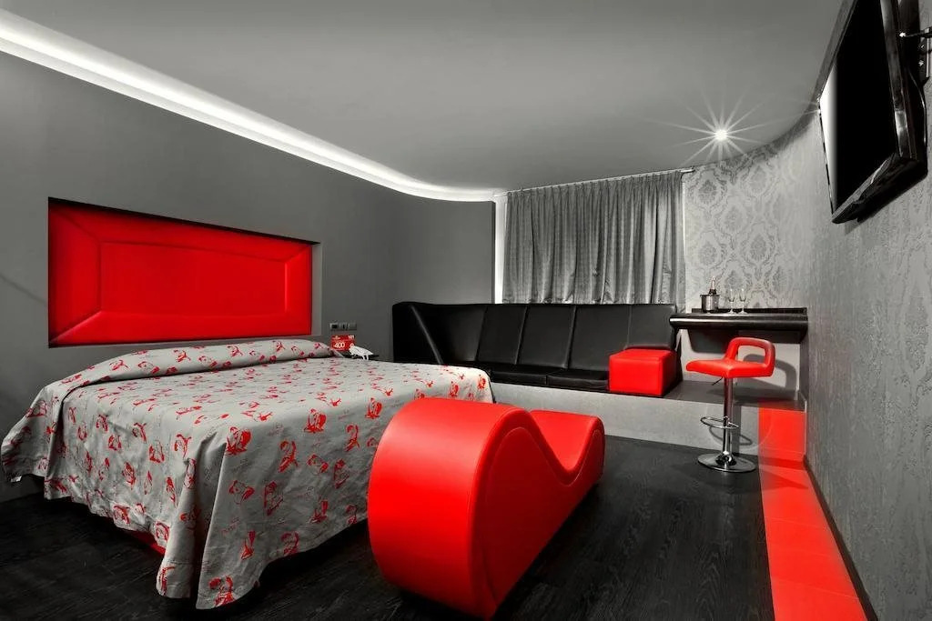 Eurosuites Oceania - Adults Only