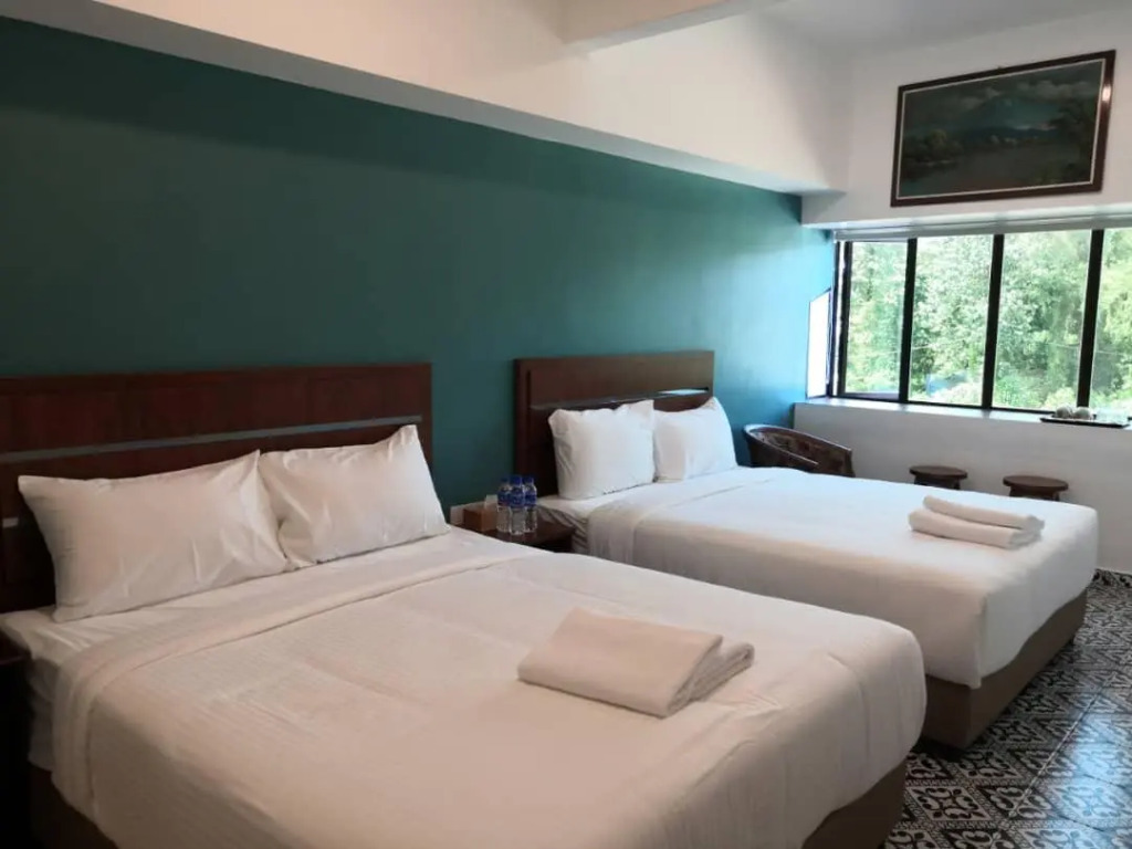 Pearl Inn