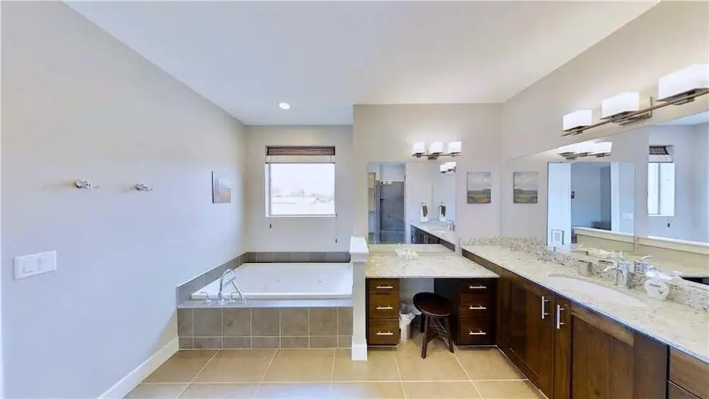 Entrada 420 - 3 Br townhouse by RedAwning