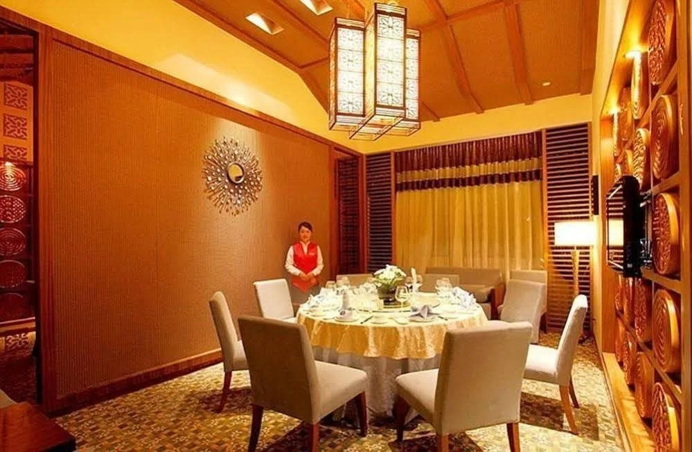Hui Feng Hotel