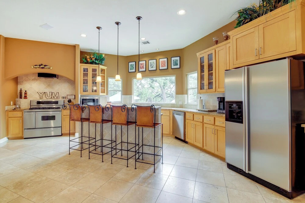 Luxe Lake Travis Vacation Rental w/ Heated Pool