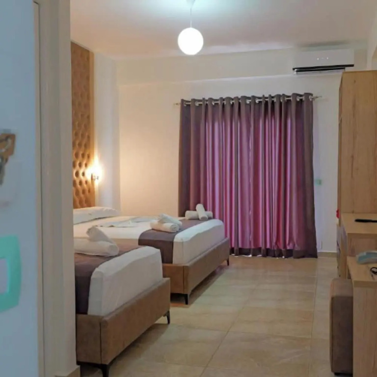 Hotel Esmerald Ksamil