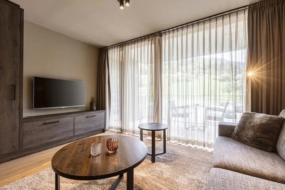Superior 1-bedroom Apartment