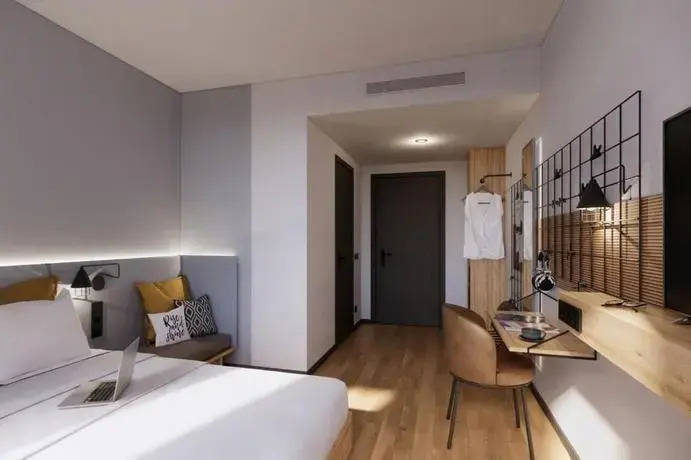 Moxy Alfragide Lisboa