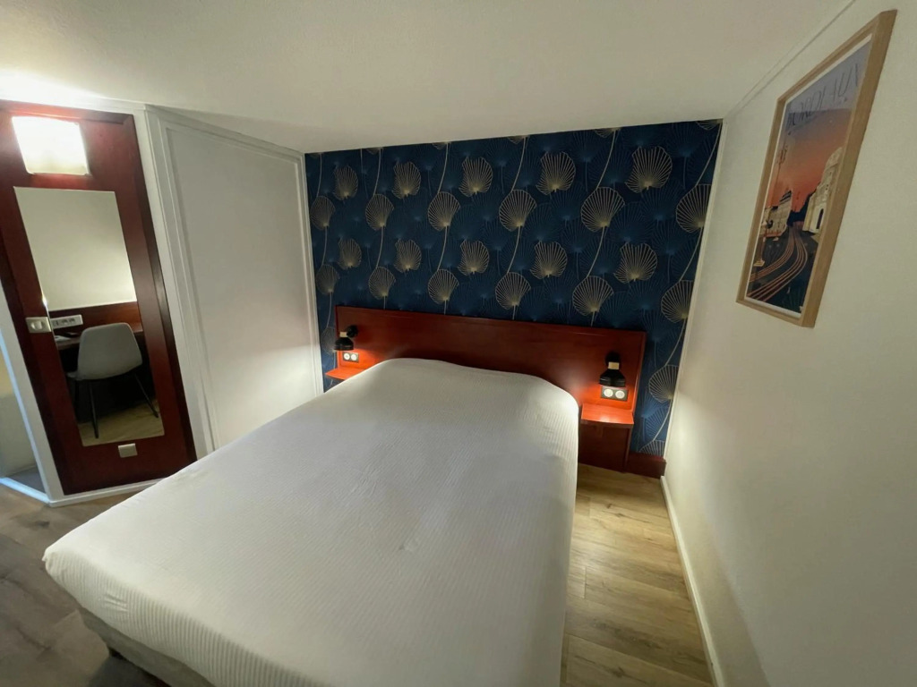 Kyriad Bordeaux Lormont