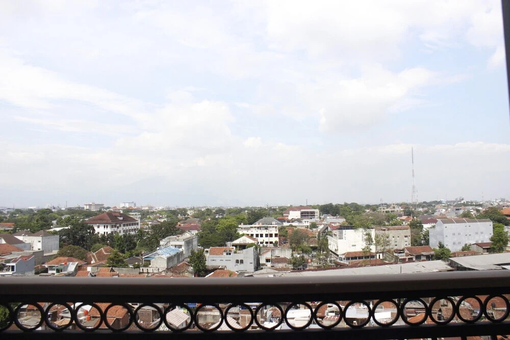 Modern Stylish Studio Plus at Greko Apartment Bandung
