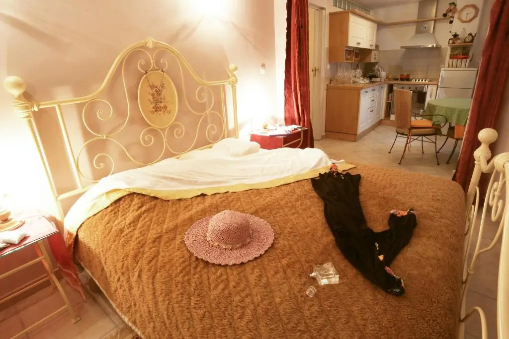 Apartment Antique Forum