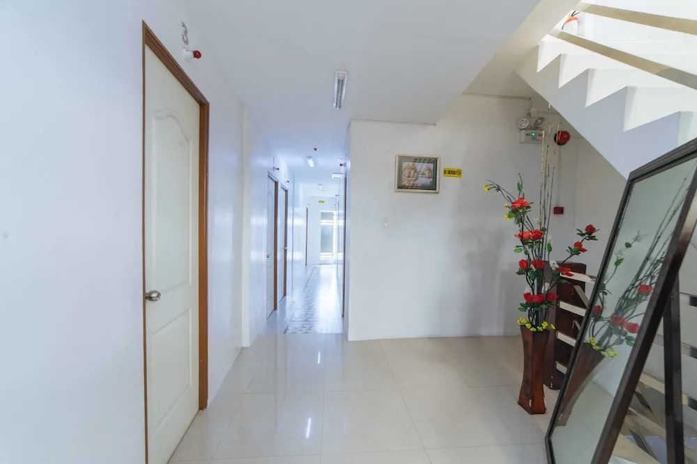 RedDoorz at San Antonio Binan Laguna