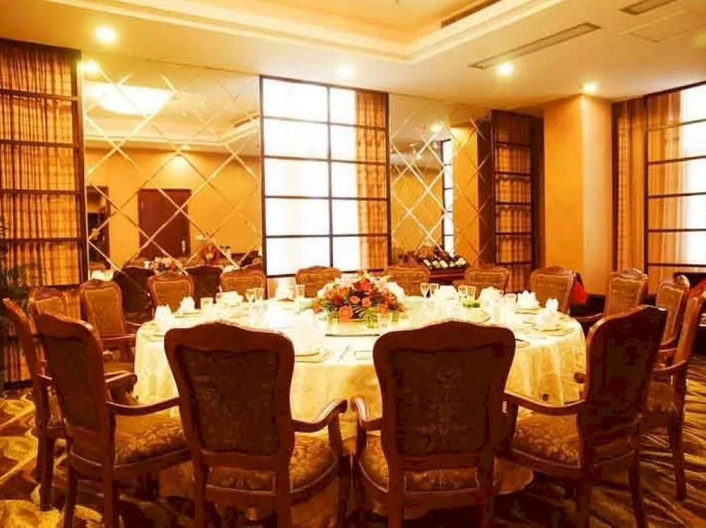 Century Dawn International Hotel