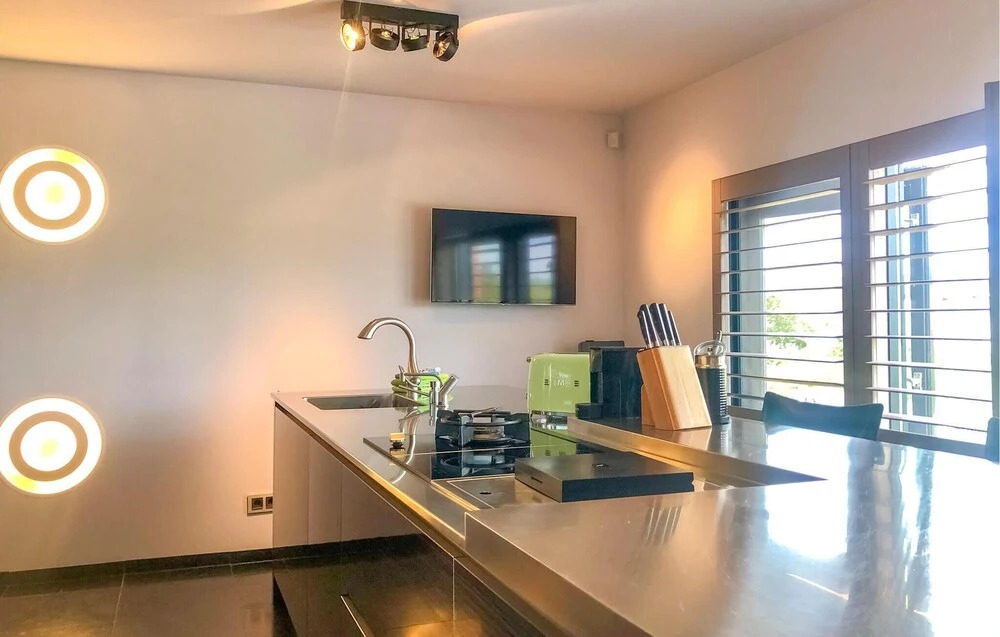 Stunning Home in Bergen aan Zee With 2 Bedrooms and Internet