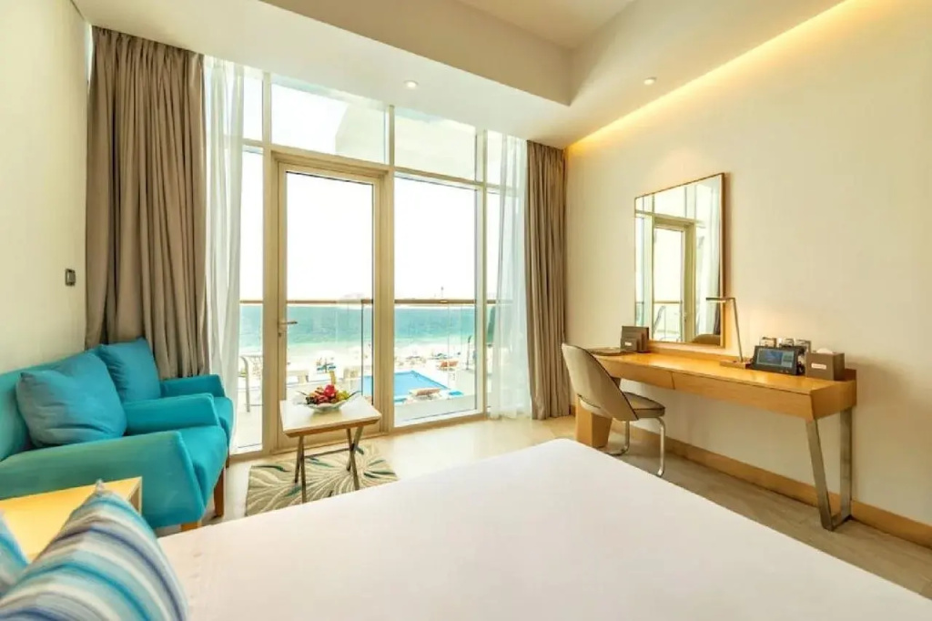Royal Central Hotel and Resort The Palm