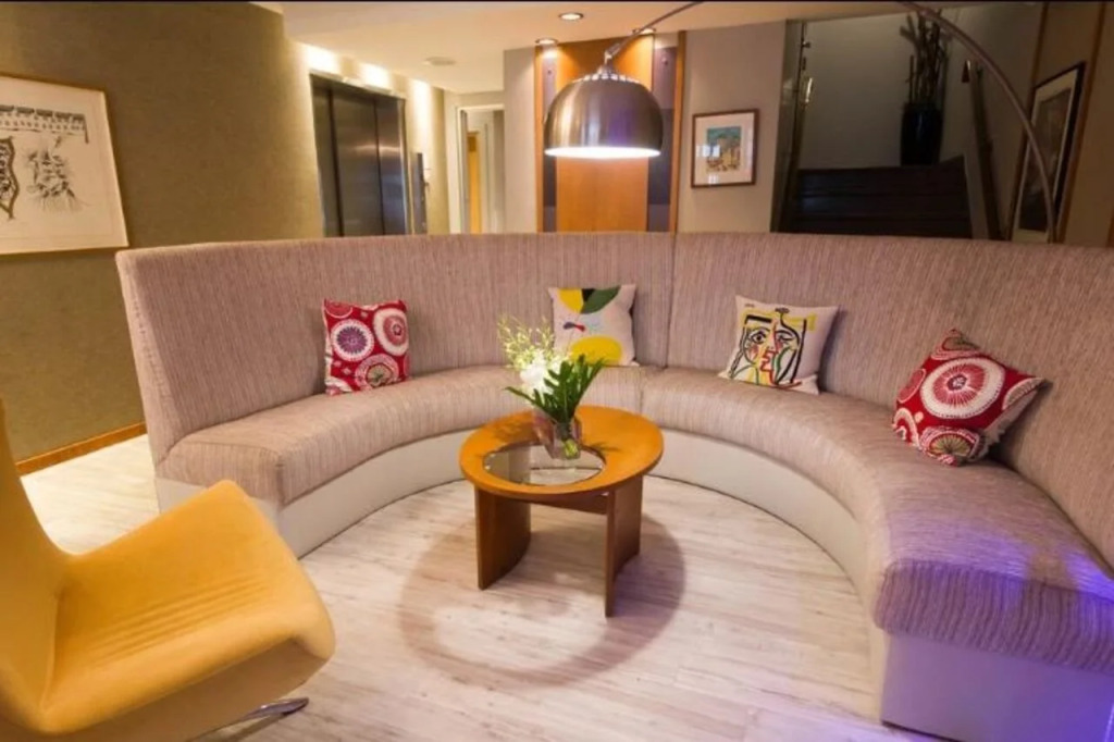Hotel Champlain