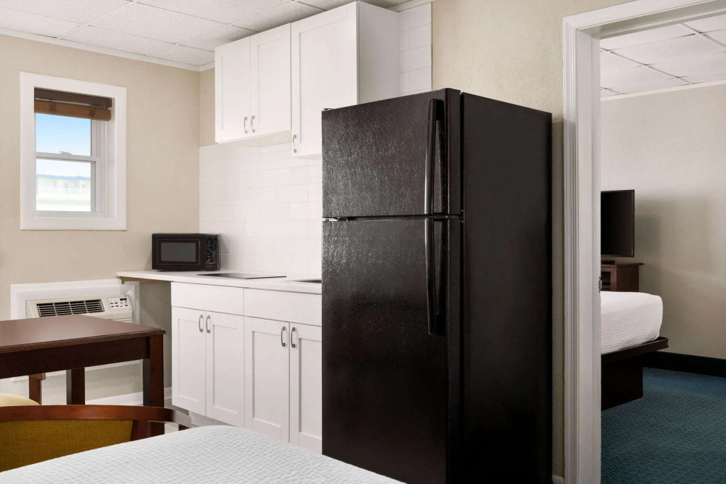 Days Inn by Wyndham Ocean City Oceanfront