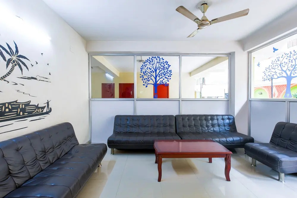 Hotel Rich Residency