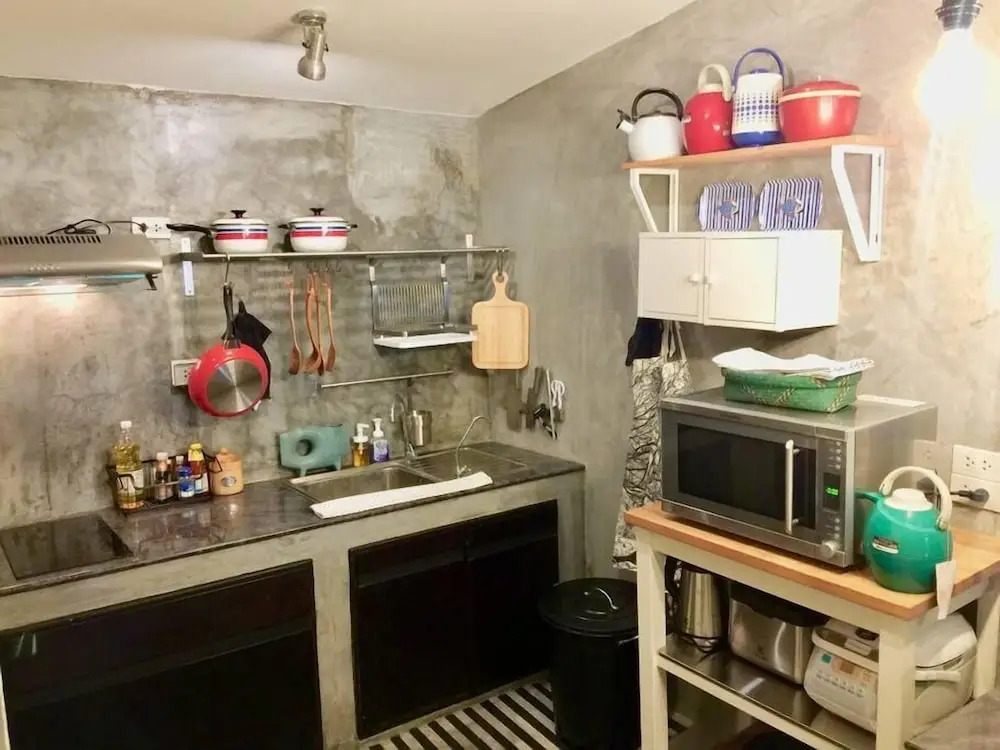 Vacation Townhome near BTS Ekamai