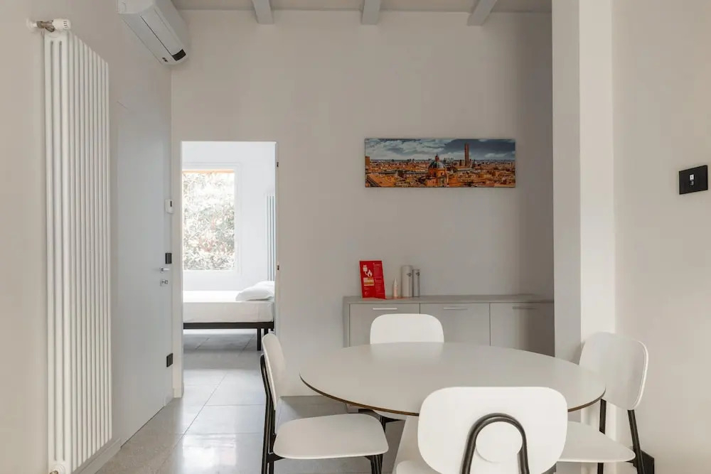 White Daisy Apartment by Wonderful Italy