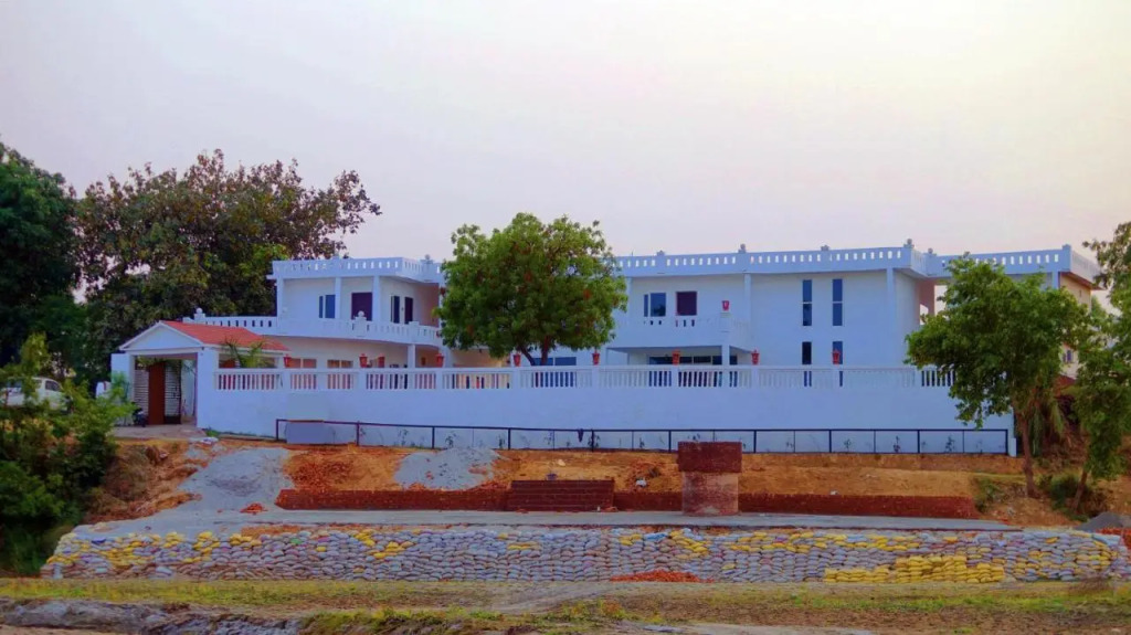 ShriGo Ganga Village Resort Spa