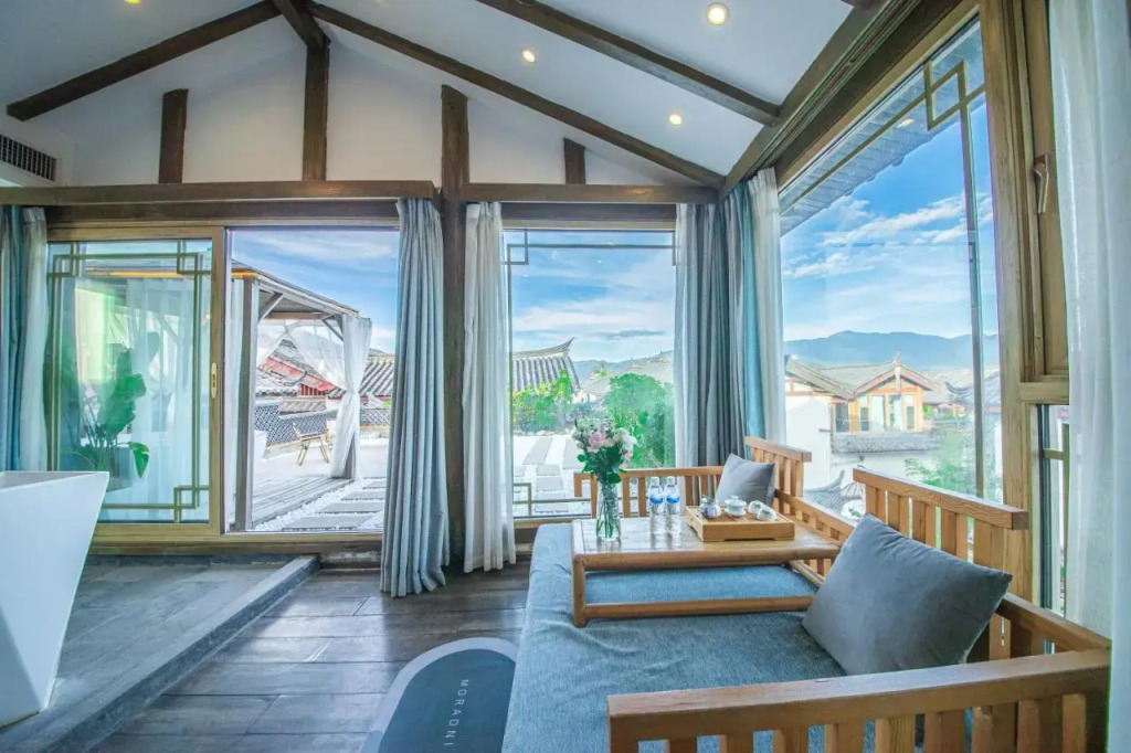 Langyue Hanfu Travel Theme Inn (Lijiang Ancient City Branch)