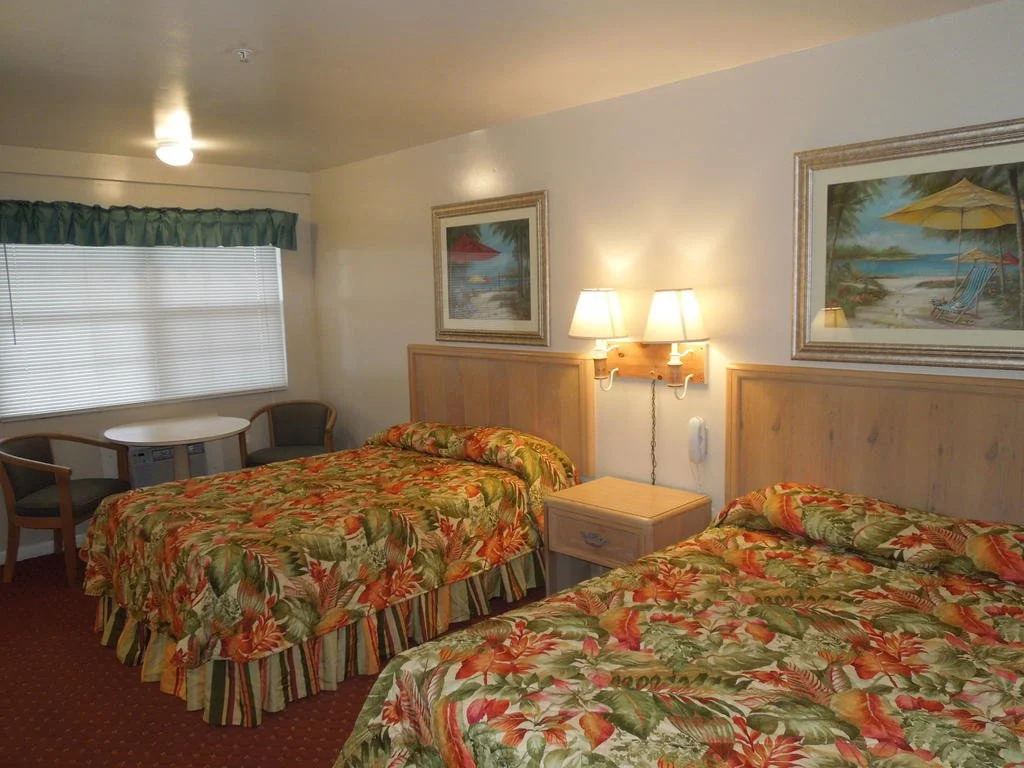 The Admiral Hotel/Motel
