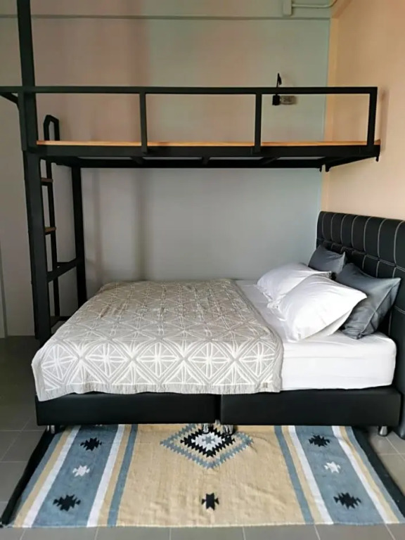 The 8 hostel Buriram