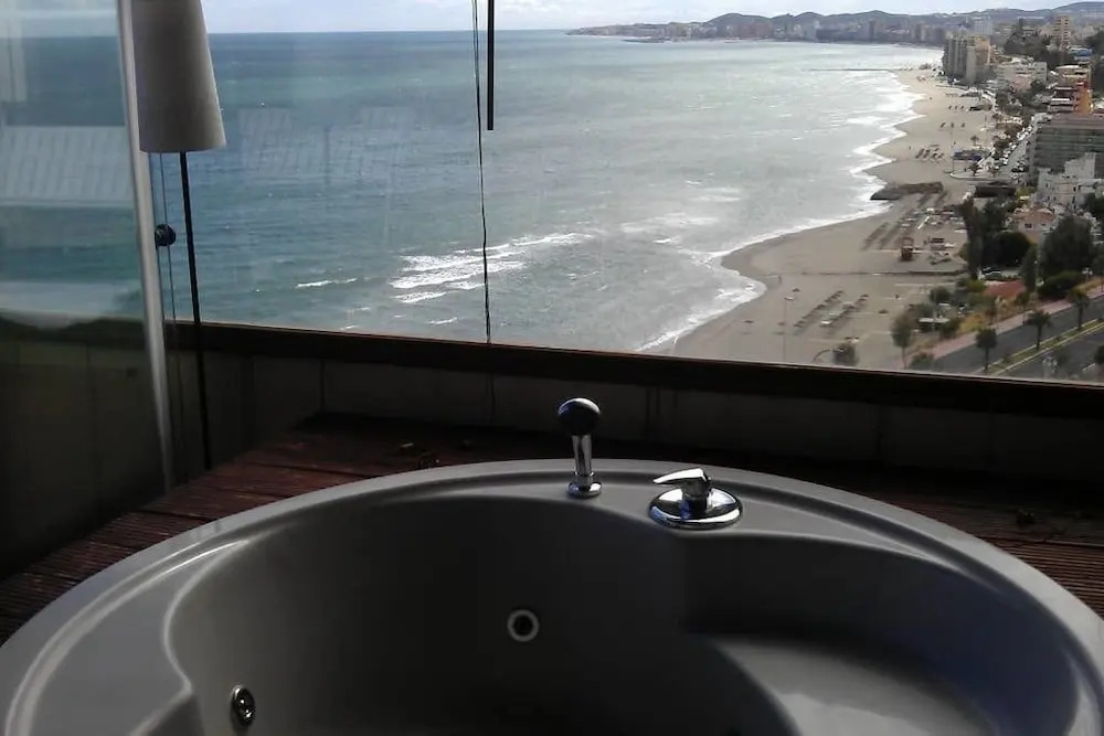 MalagaSuite Benalmadena Impressive Views Apartment