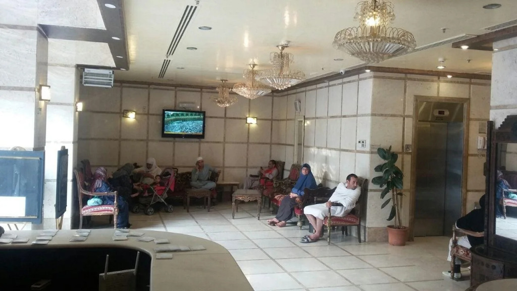 Manazel Al Rahal Hotel 1