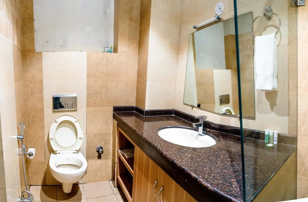 Hotel Orchid Resort
