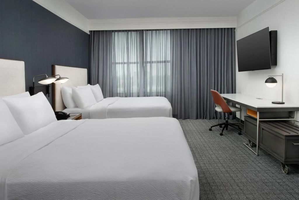 Courtyard by Marriott Savannah Downtown - Historic District