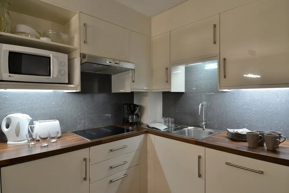 Belle Plagne 3 Roomed Apartment for 7 People of 45 mÂ² on the Slopes Lc604