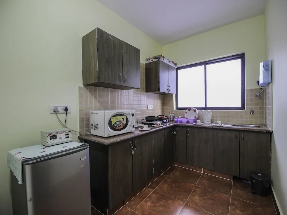 OYO 10726 Home Modern Pool View 2BHK Vagator