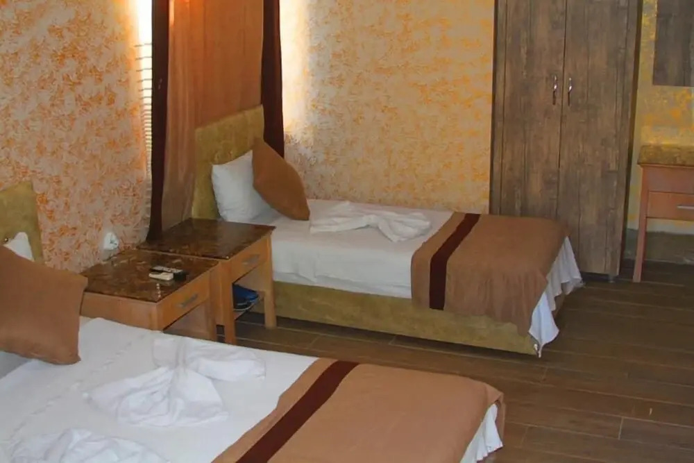 Ozgur Hotel Isiklar