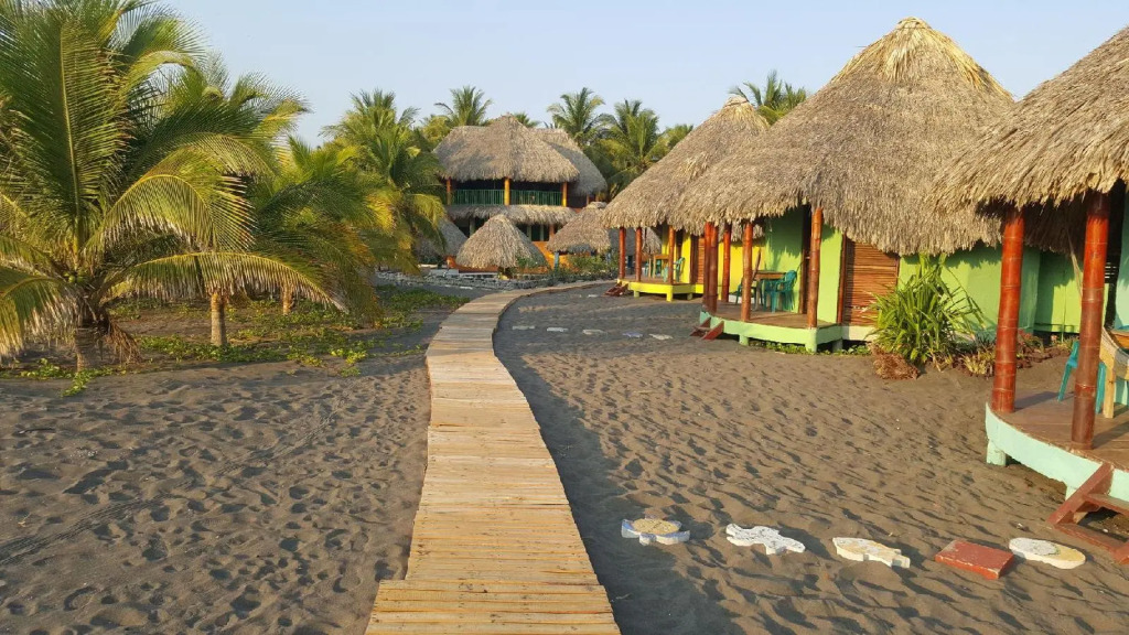 Eco Hotel Playa Quilombo de Curumbe