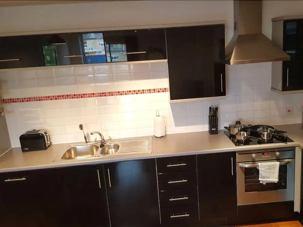 2-bedroom Apartment Riverside Wharf