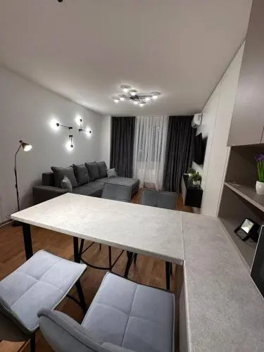 Apartment on Zamarstynivska 5