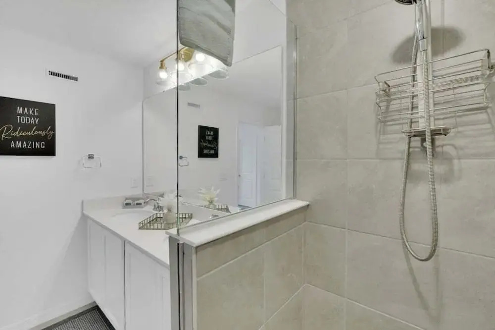 3 Beds 3 Baths Cozy Town Home 3 Bedroom Townhouse