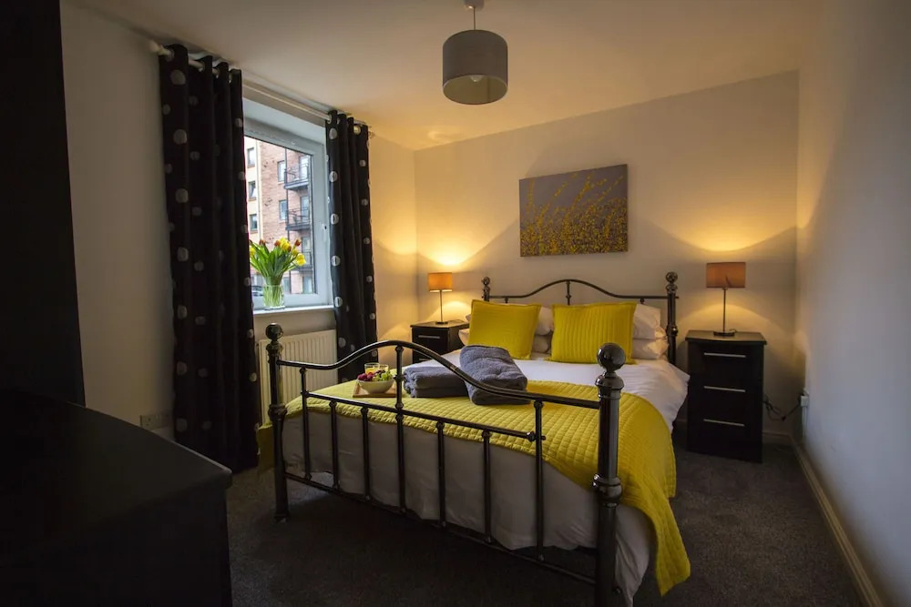This fantastic 3 bed ground floor apartment has private parking too!