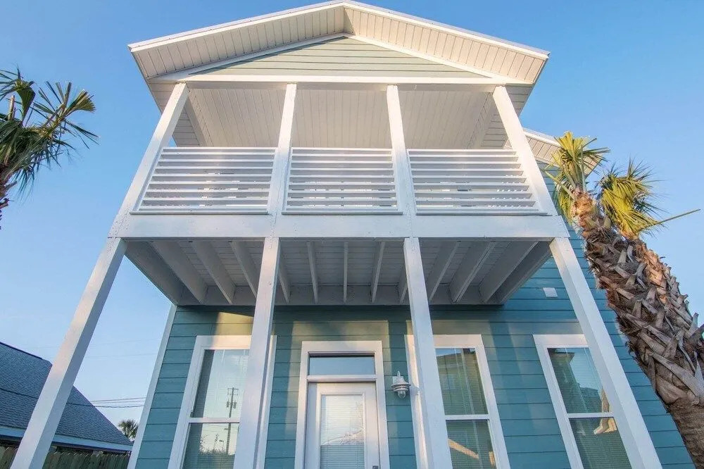 3919 Ocean View Drive - 4 Br Home