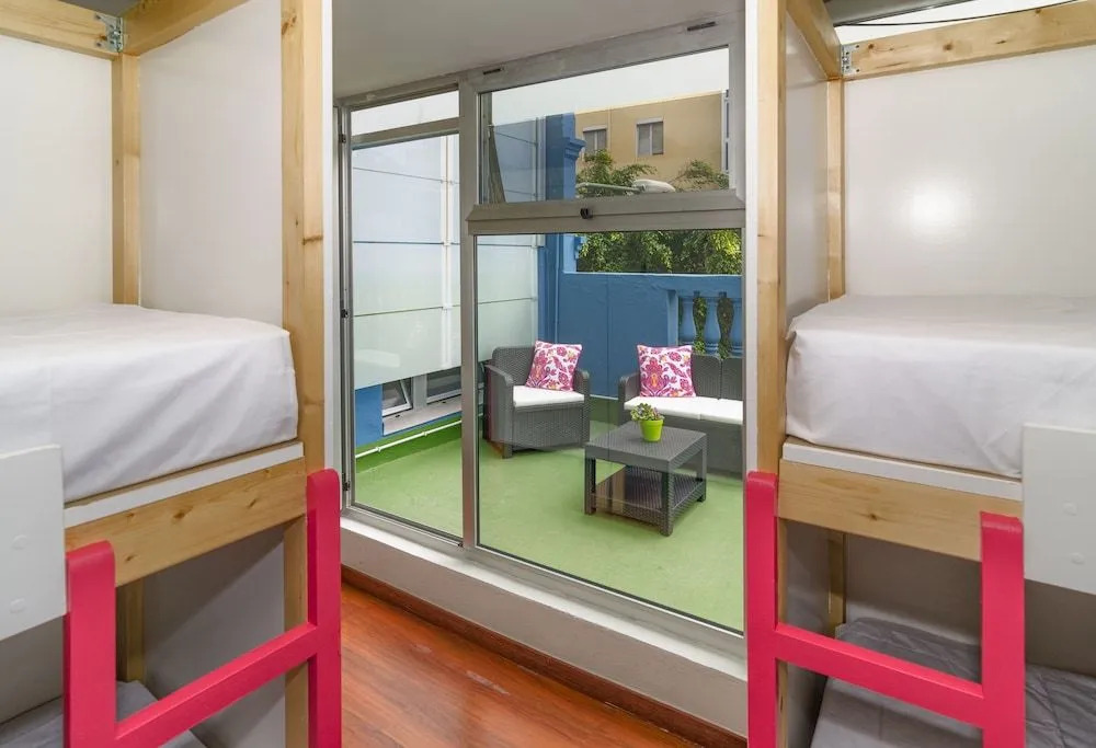 La Fabrica Urban Hostel