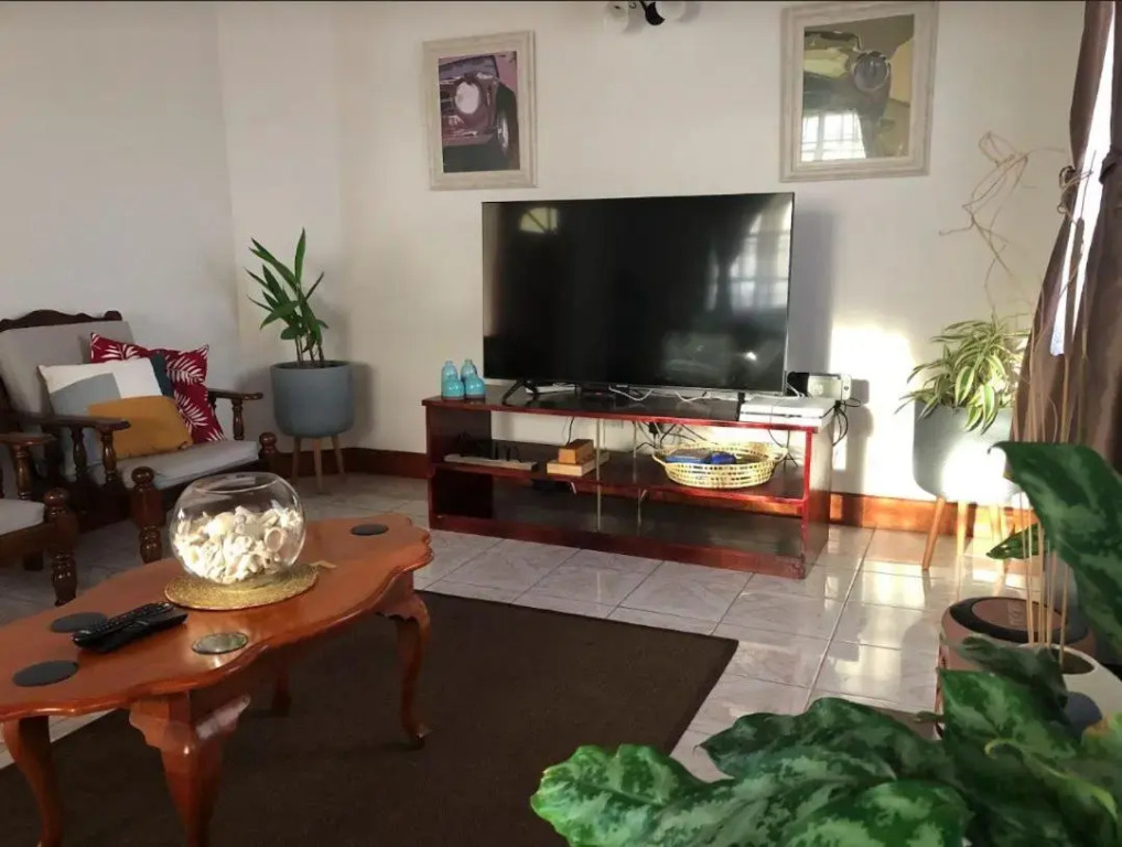 Delightful 4bed modern villa with WiFI