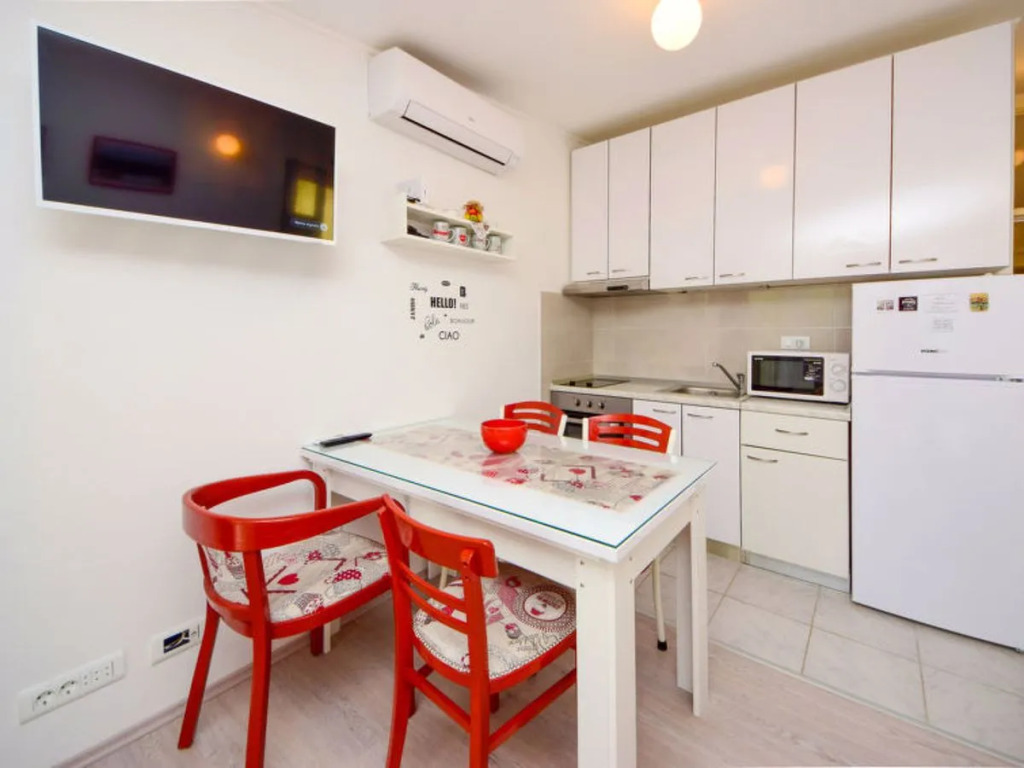 House Taja Cornwall