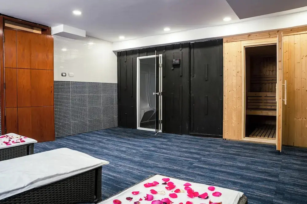 Omedad Hotel