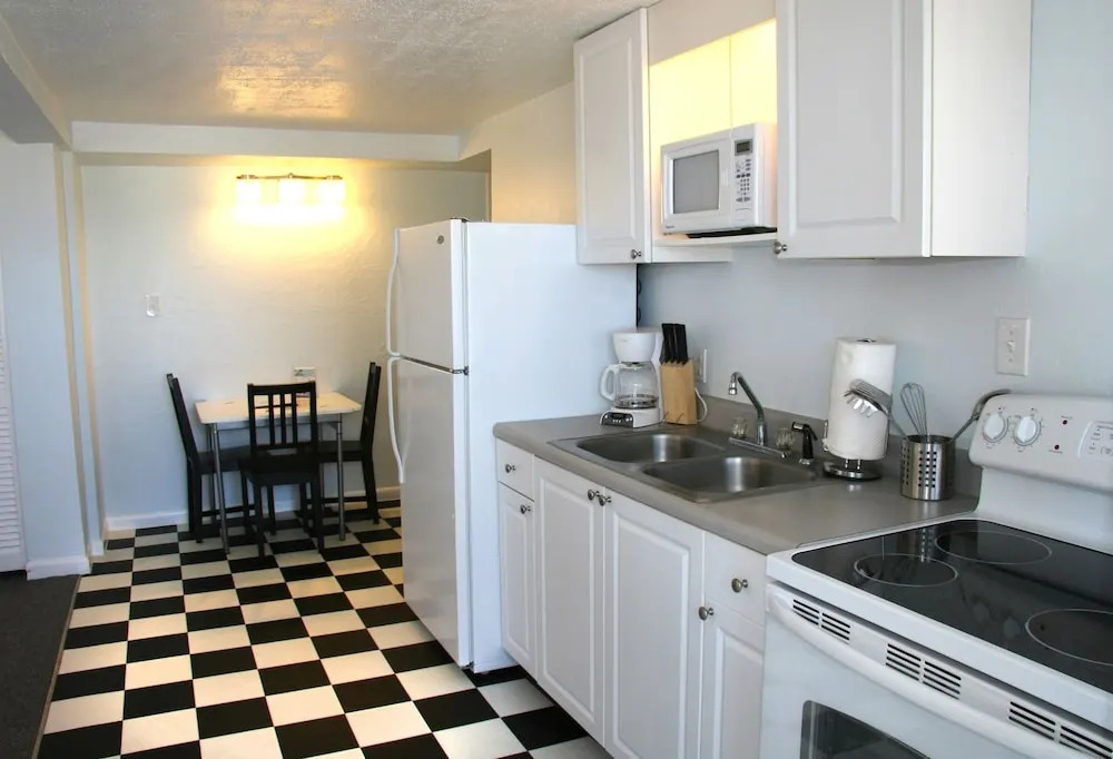 Sabal Palms Inn