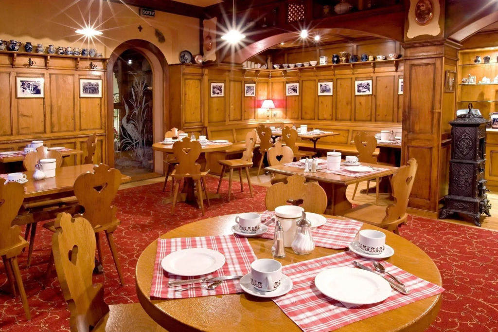 Hôtel Restaurant La Charrue