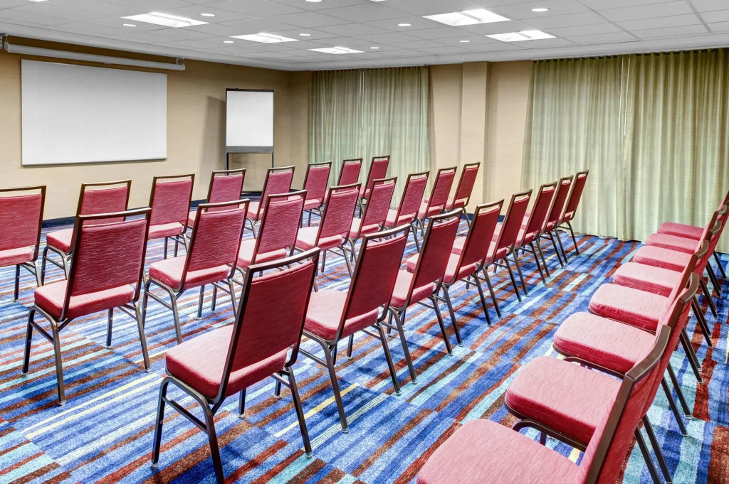 Fairfield Inn & Suites by Marriott Cape Cod Hyannis