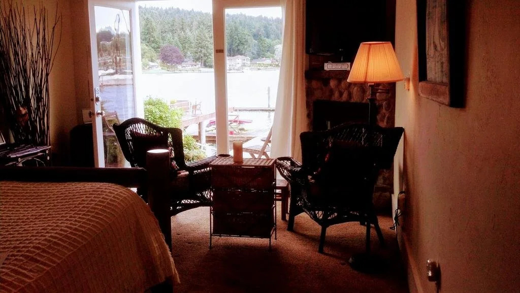 Waterfront Inn